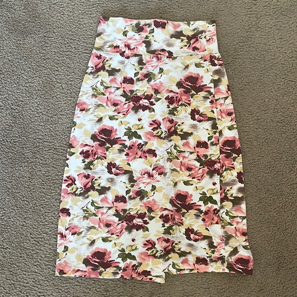 Like new mid length Urban Outfitters skirt